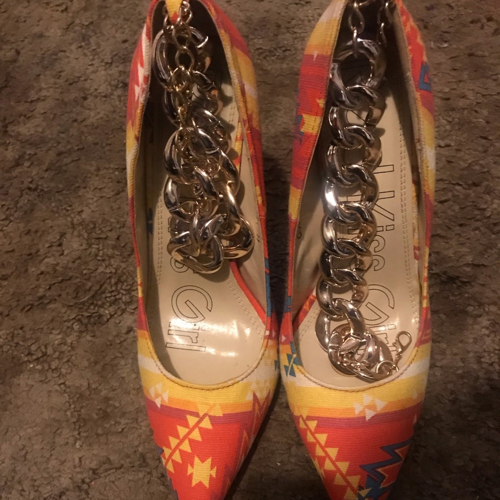 Aztec Pattern Heels - image 1